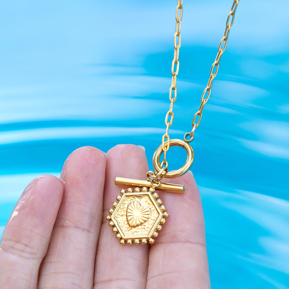 Belle Necklace