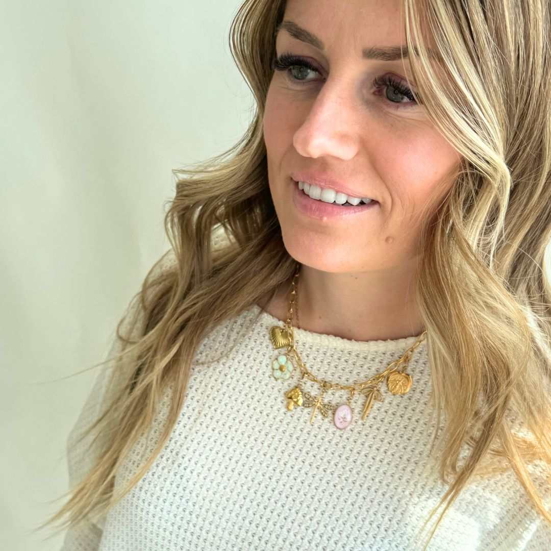 STAMPED BEE - Lolo's Jewelry